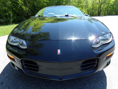 Used 2002 Chevrolet Camaro Z28 image 2