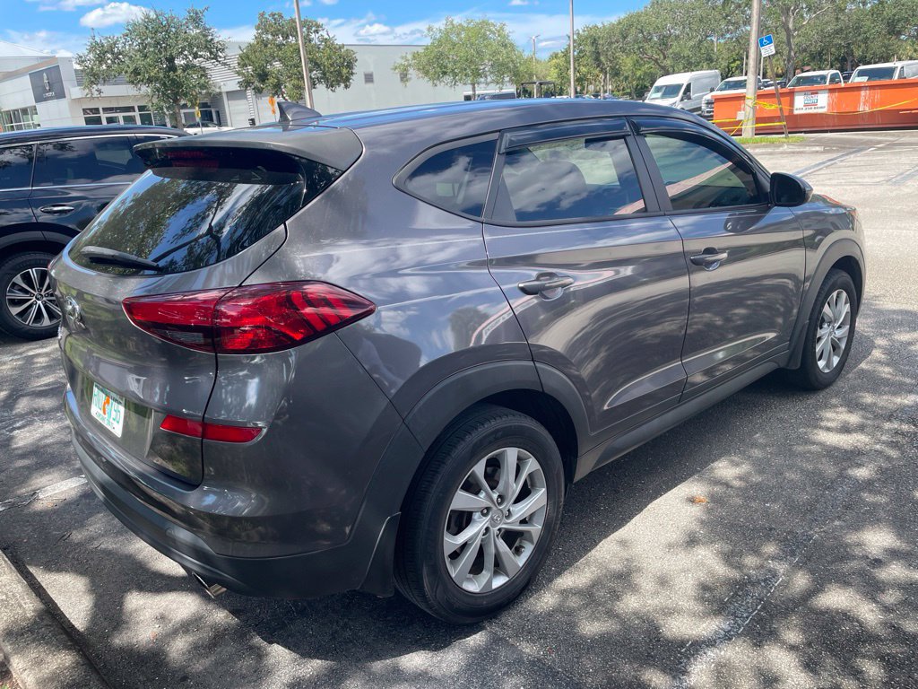 Used 2021 Hyundai Tucson SE FWD image 3