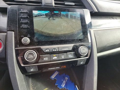 Used 2020 Honda Civic EX image 13
