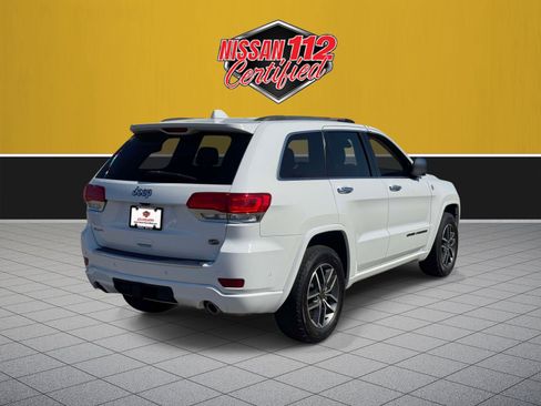 Used 2021 Jeep Grand Cherokee Overland AWD/4WD image 5