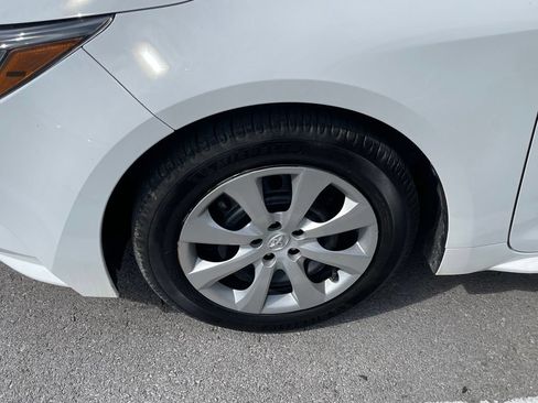 Used 2023 Toyota Corolla LE FWD image 10