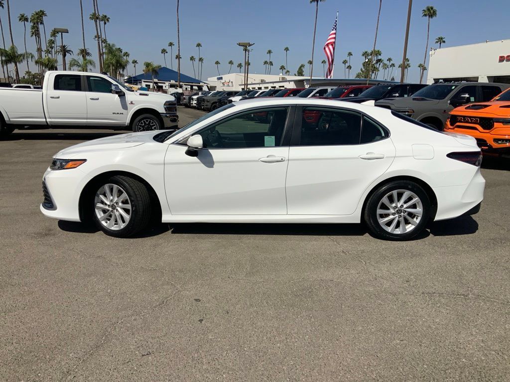 Used 2024 Toyota Camry LE FWD image 8