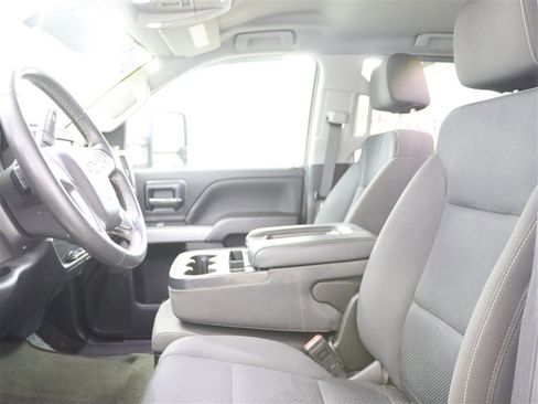 Used 2018 Chevrolet Silverado 2500 LT w/ Custom Sport Edition image 13