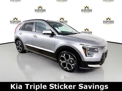 New 2025 Kia Niro SX Touring