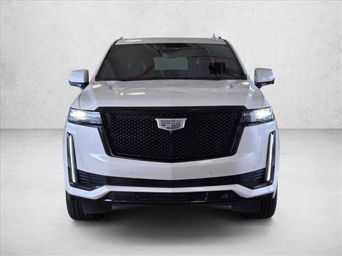 Used 2022 Cadillac Escalade Sport Platinum w/ LPO, ONYX Package AWD/4WD image 2