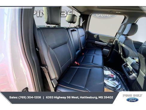 New 2026 Ford F250 Lariat w/ Black Appearance Package AWD/4WD image 21