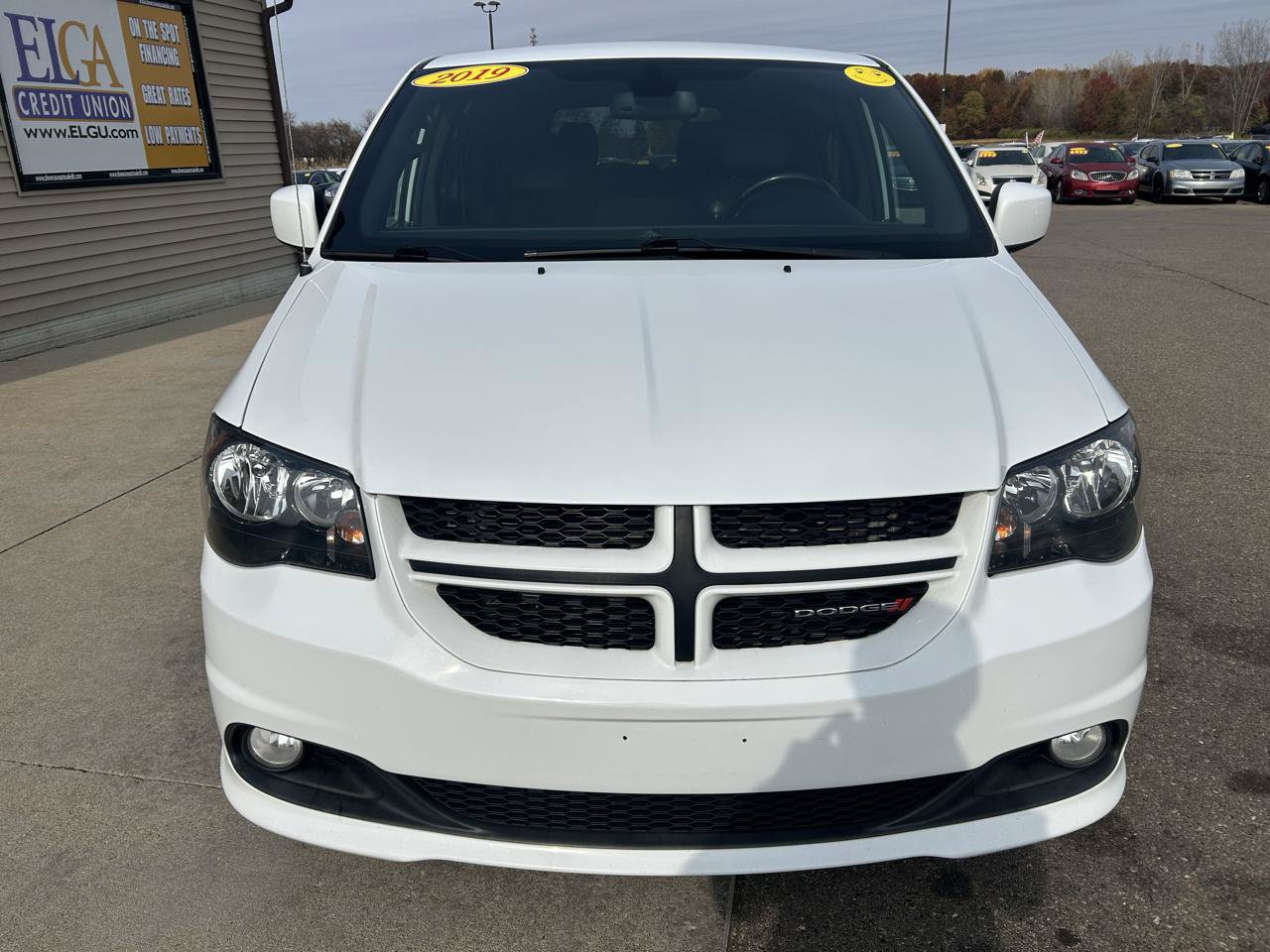Used 2019 Dodge Grand Caravan GT FWD image 2