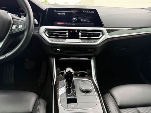 Used 2022 BMW 330i xDrive Sedan w/ Premium Package 2 AWD/4WD image 11