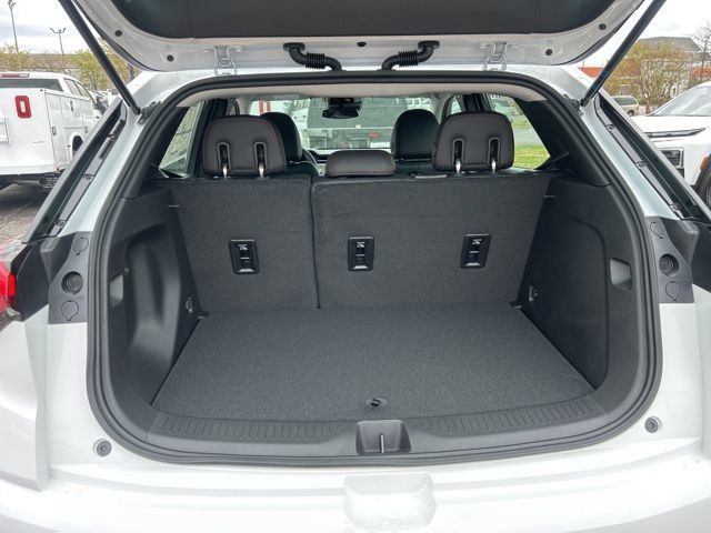New 2027 Chevrolet Bolt RS FWD image 29