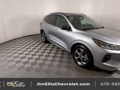 Used 2024 Ford Escape ST-Line image 2