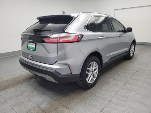 Used 2021 Ford Edge SEL w/ Convenience Package FWD image 9