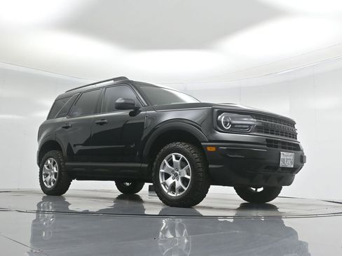 Used 2022 Ford Bronco Sport image 3