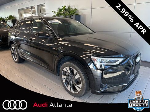 Used 2022 Audi e-tron Premium w/ Convenience Plus Package image 1