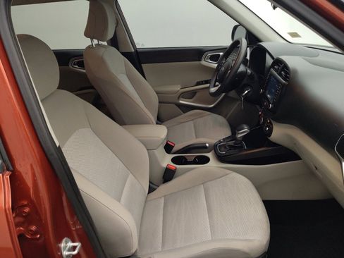 Used 2020 Kia Soul LX FWD image 21