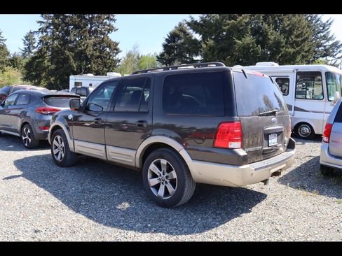 Used 2006 Ford Expedition King Ranch AWD/4WD image 3