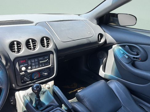 Used 1995 Pontiac Firebird Formula RWD image 15