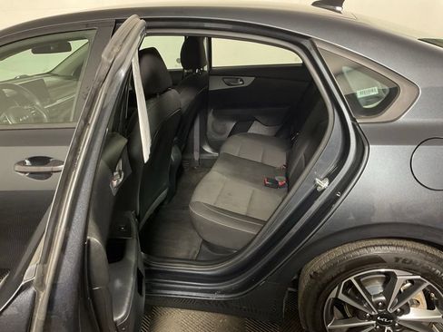Used 2023 Kia Forte LXS FWD image 30