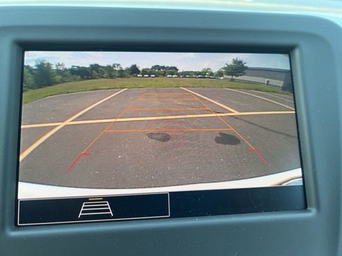 Certified 2023 Chevrolet Equinox LT AWD/4WD image 18
