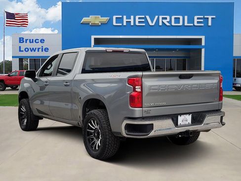 Used 2025 Chevrolet Silverado 1500 LT AWD/4WD image 4
