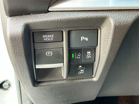 Used 2020 Acura MDX FWD w/ Technology Package image 10