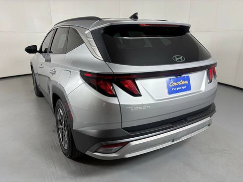 Used 2025 Hyundai Tucson SEL FWD image 6