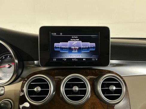 Used 2017 Mercedes-Benz GLC 300 image 11
