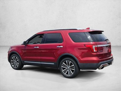 Used 2017 Ford Explorer Platinum AWD/4WD image 7