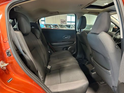 Used 2019 Honda HR-V EX image 35