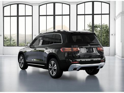 New 2026 Mercedes-Benz GLB 250 4MATIC image 28
