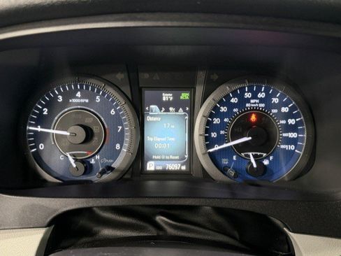 Used 2020 Toyota Sienna LE w/ LE Preferred Package FWD image 12