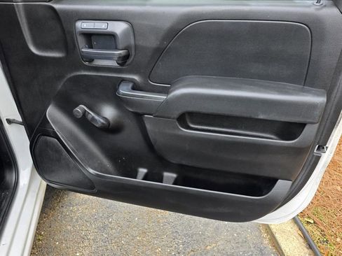 Used 2018 Chevrolet Silverado 1500 W/T w/ Trailering Package image 20