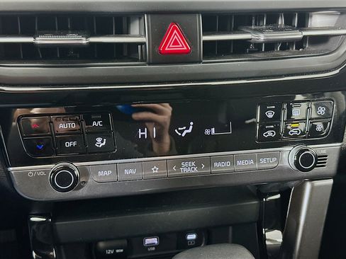 Used 2025 Kia Seltos S image 24