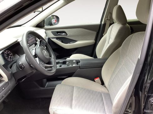 Used 2023 Nissan Rogue SV FWD image 9