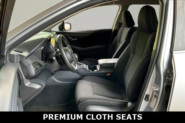 Used 2024 Subaru Outback Premium AWD/4WD image 2