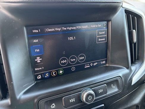 Used 2022 GMC Terrain SLE w/ Driver Convenience Package FWD image 19