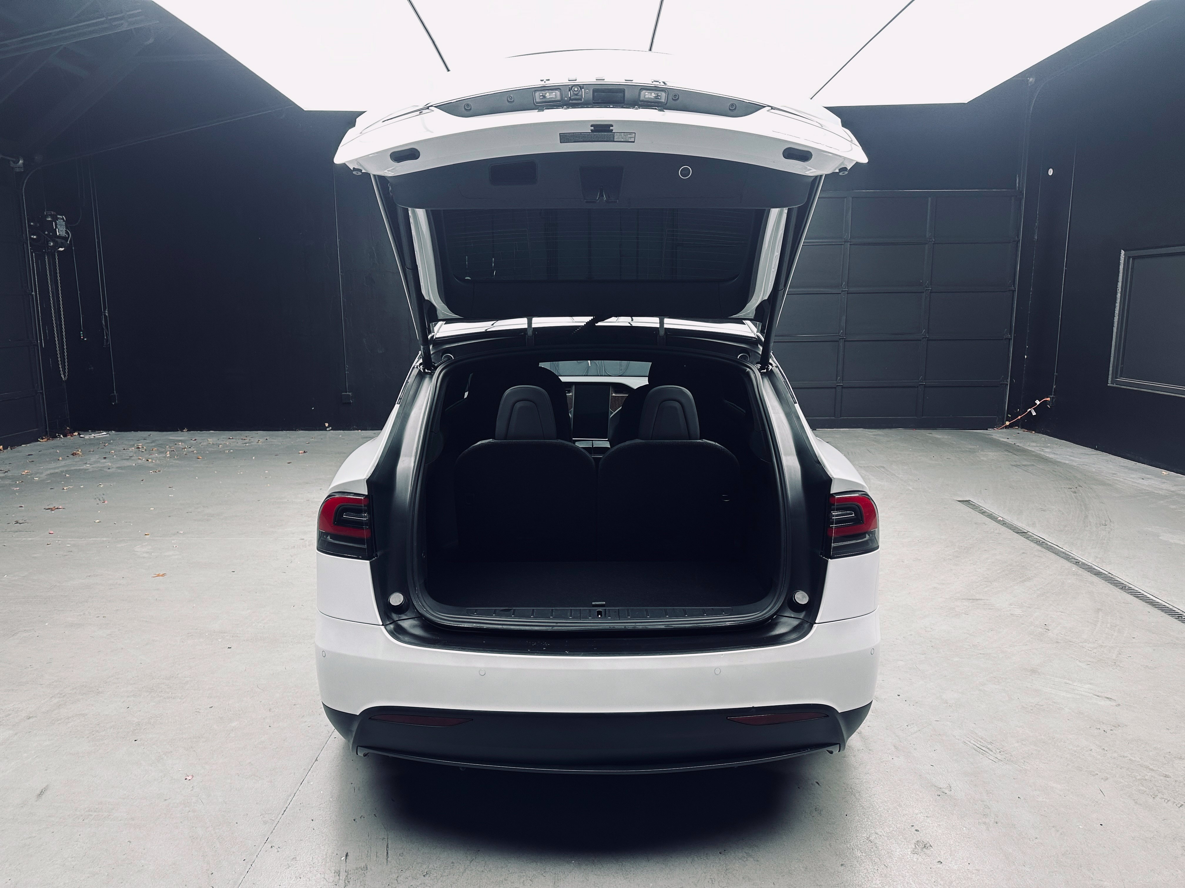 Used 2020 Tesla Model X Long Range AWD/4WD image 33