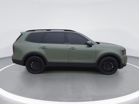 Used 2025 Kia Telluride SX Prestige X-Line AWD/4WD image 2