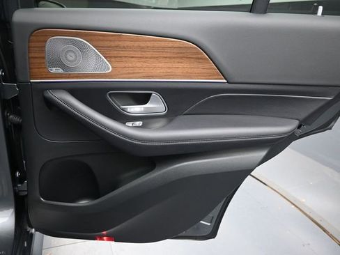 Used 2025 Mercedes-Benz GLE 350 4MATIC image 27