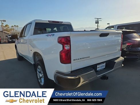 Used 2023 Chevrolet Silverado 1500 LT AWD/4WD image 3