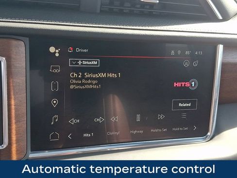 Used 2023 GMC Yukon Denali Ultimate AWD/4WD image 9