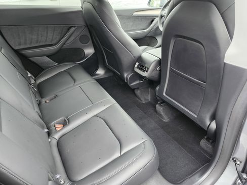 Used 2025 Tesla Model Y Performance AWD/4WD image 20