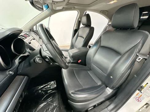 Used 2015 Subaru Legacy 3.6R Limited AWD/4WD image 17