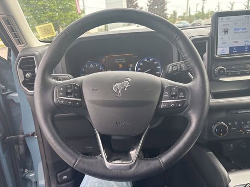Used 2022 Ford Bronco Sport Outer Banks w/ Tech Package AWD/4WD image 22