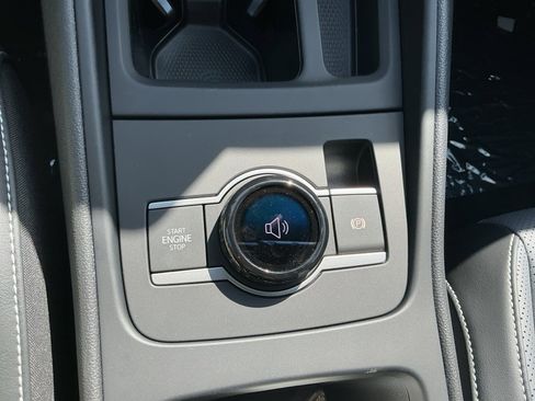 New 2026 Volkswagen Tiguan SE R-Line FWD image 20