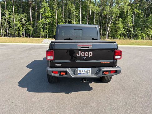 Used 2021 Jeep Gladiator Mojave w/ Cold Weather Group AWD/4WD image 6