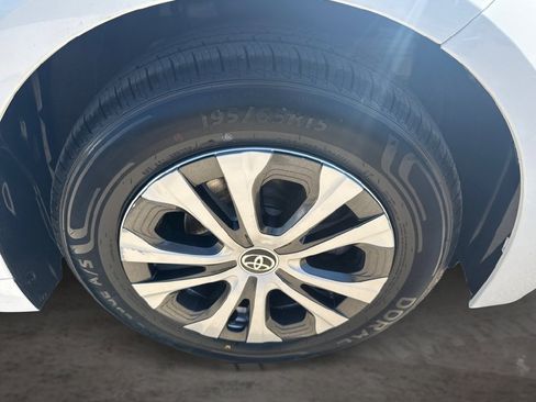 Used 2022 Toyota Corolla LE FWD image 17