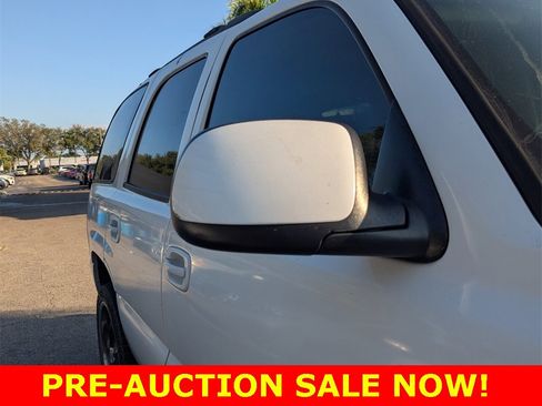 Used 2005 GMC Yukon SLT w/ SLT Preferred Equipment Group image 11