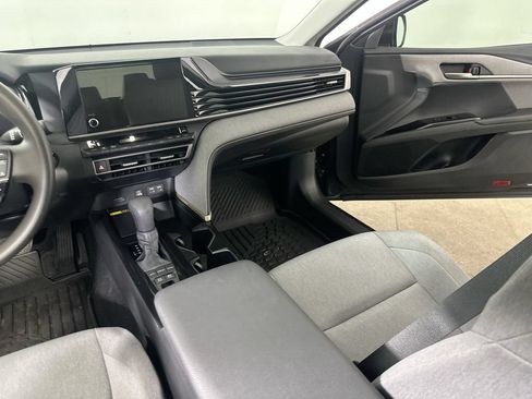 Used 2026 Toyota Camry LE FWD image 21