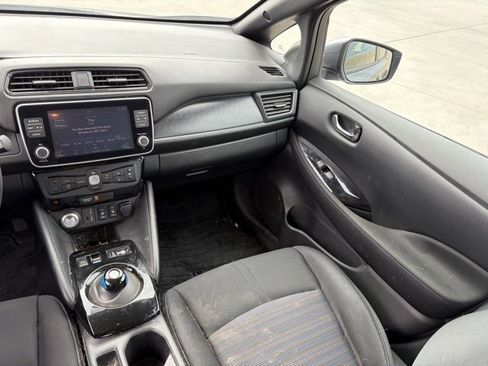 Used 2025 Nissan Leaf SV Plus image 13