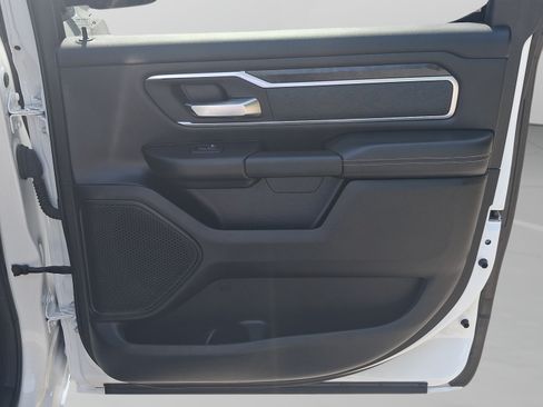 Used 2023 RAM 1500 Big Horn AWD/4WD image 24